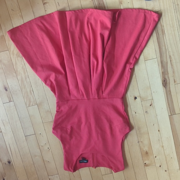 Sleeveless red mini dress - Picture 1 of 1